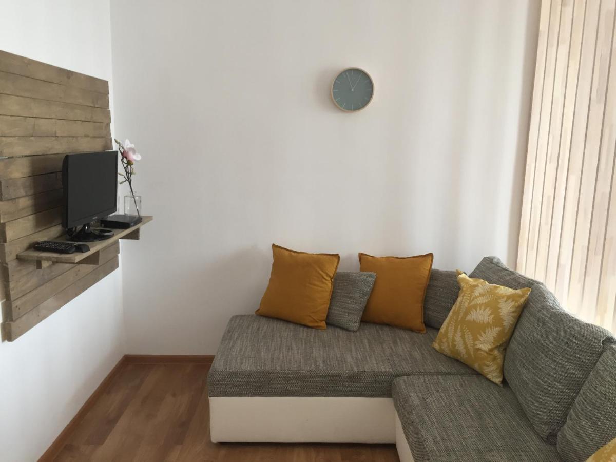 Deli Oldal Vendeghaz Apartment Eger Exterior photo