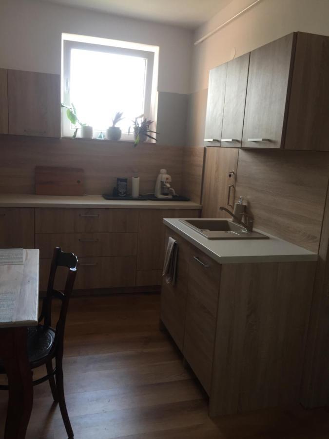 Deli Oldal Vendeghaz Apartment Eger Exterior photo